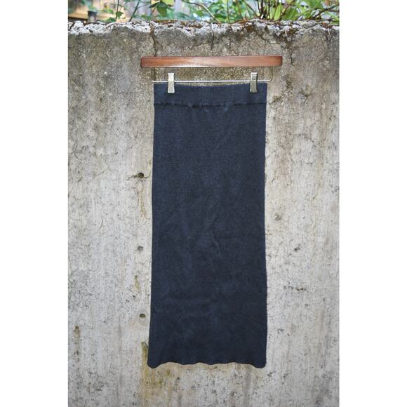 ZARA Knit Charcoal Gray Midi Skirt with Side Button Detail – Size S - Picture 3 of 5